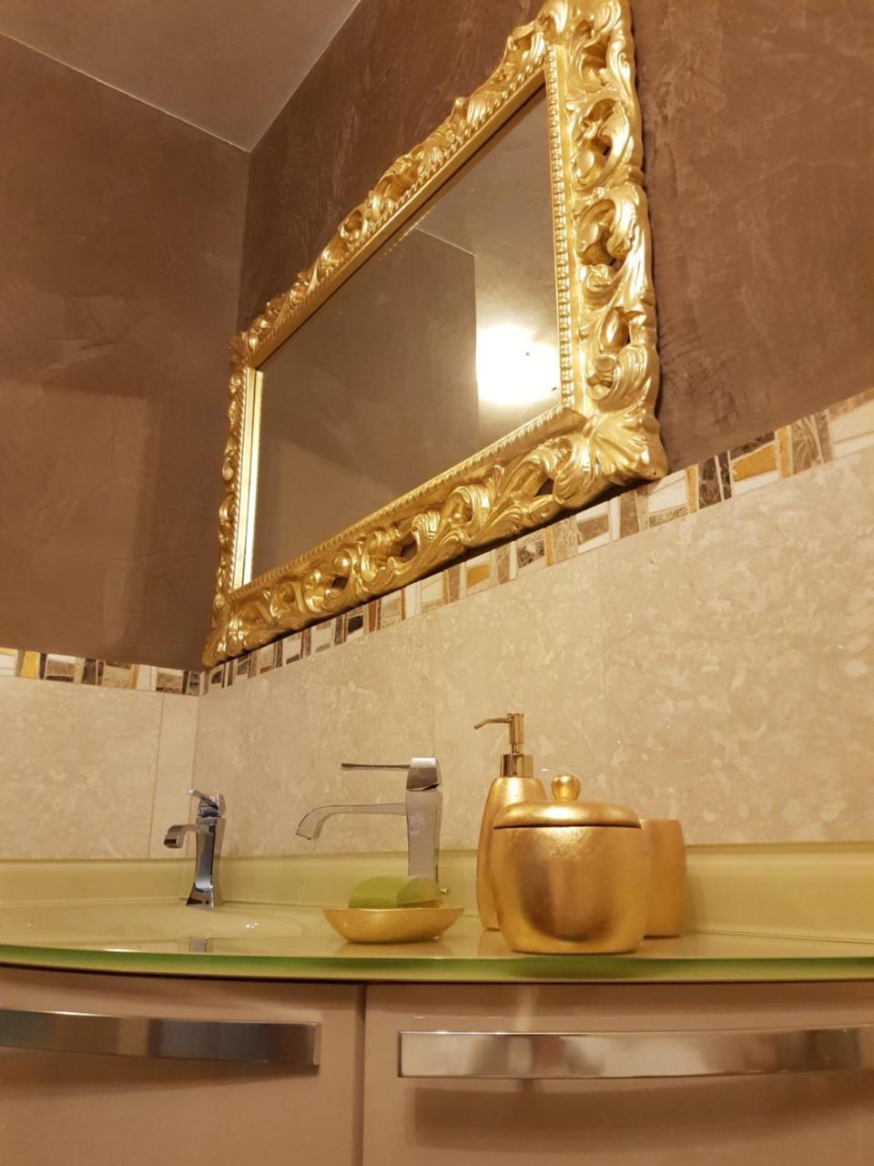 Il Sasso Bianco Bed & Breakfast Comerio ภายนอก รูปภาพ