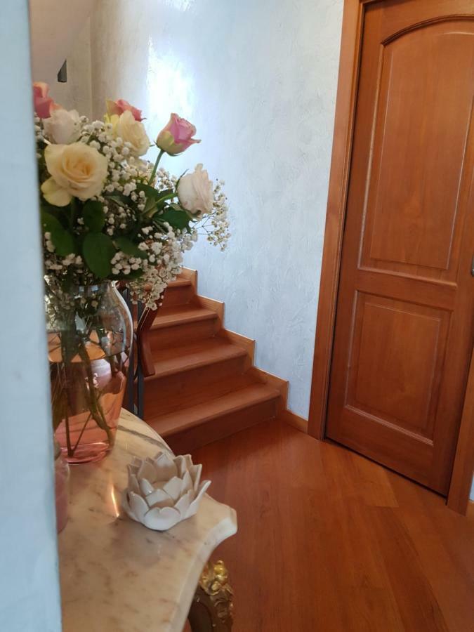 Il Sasso Bianco Bed & Breakfast Comerio ภายนอก รูปภาพ